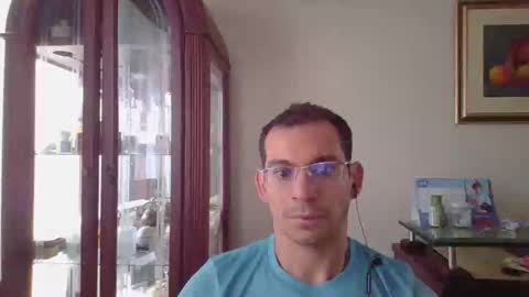 Luis online show from 04/23/26, 08:55