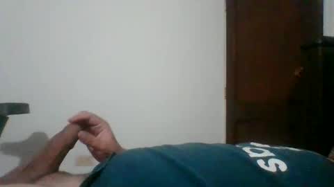 luisfer86 online show from 04/04/26, 02:10