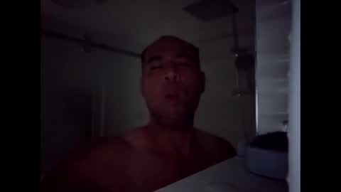 Snapshot of luisgspotdetector chatting on 10/17/25, 12:36 luisgspotdetector online show from 10/17/25, 12:36