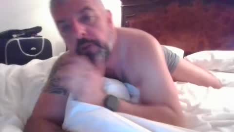 Snapshot of luison79 chatting on 02/10/25, 02:19 luison79 online show from 02/10/25, 02:19