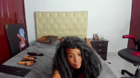 Luissa online show from 02/01/25, 01:34