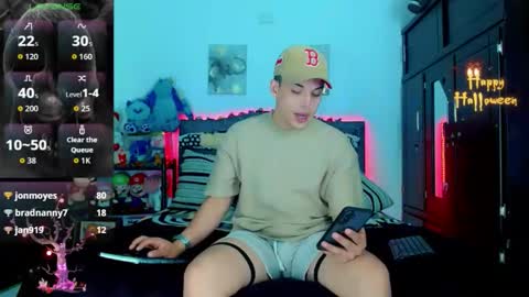 luisstevens01 online show from 10/13/25, 04:34