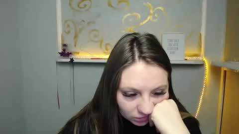 Snapshot of luizaheems_ chatting on 01/07/25, 10:32 Luiza online show from 01/07/25, 10:32