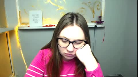 Snapshot of luizaheems_ chatting on 01/22/25, 10:29 Luiza online show from 01/22/25, 10:29