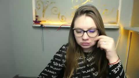 Snapshot of luizaheems_ chatting on 02/05/25, 07:29 Luiza online show from 02/05/25, 07:29