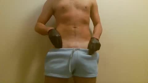 Snapshot of lukabrasiixl chatting on 03/15/26, 01:11 LD online show from 03/15/26, 01:11