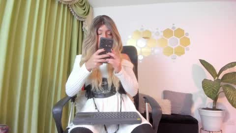 Luka Castillo online show from 04/03/26, 03:26