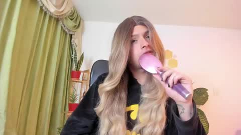 Luka Castillo online show from 05/28/26, 03:04