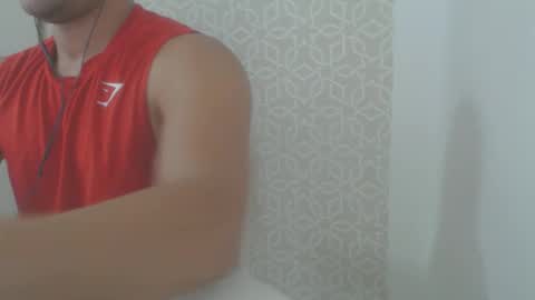 Snapshot of lukafitness chatting on 11/26/25, 06:20 lukafitness online show from 11/26/25, 06:20