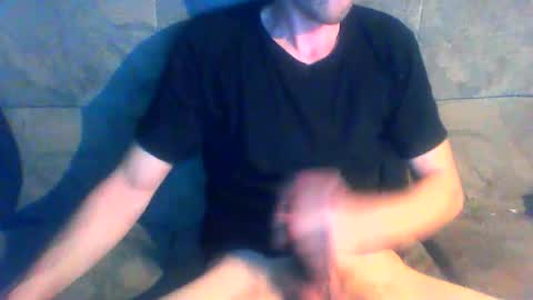 Snapshot of lukas4uuu chatting on 01/14/26, 04:29 lukas4uuu online show from 01/14/26, 04:29