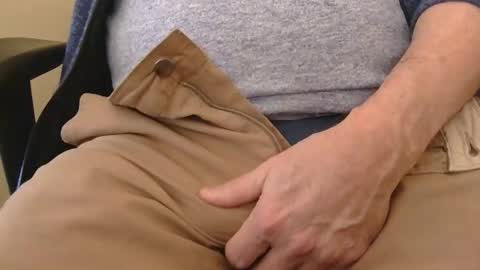 Snapshot of luke7711 chatting on 02/23/26, 07:33 luke7711 online show from 02/23/26, 07:33