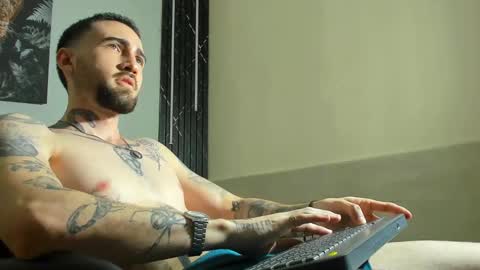 LUKE online show from 02/28/25, 02:20