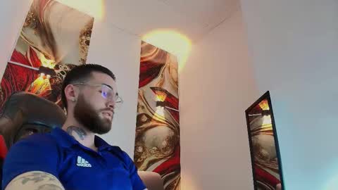 LUKE online show from 11/18/25, 01:26