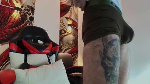 LUKE online show from 11/29/25, 01:14