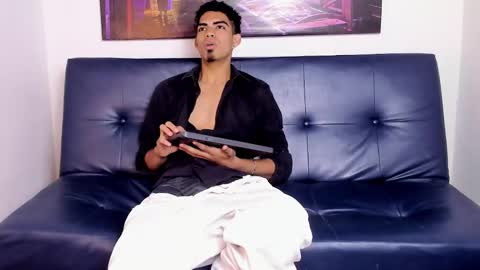 Snapshot of luke_evans01 chatting on 02/06/25, 08:34 The Luke online show from 02/06/25, 08:34