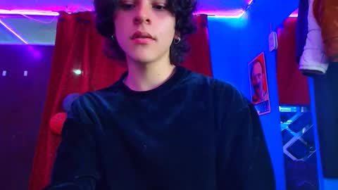 Snapshot of luke_howland chatting on 03/03/25, 11:24 Luke online show from 03/03/25, 11:24