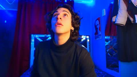 Snapshot of luke_howland chatting on 03/10/25, 09:40 Luke online show from 03/10/25, 09:40