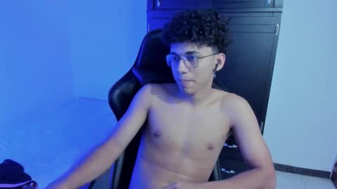 Snapshot of luke_marshall chatting on 12/14/25, 07:25 luke_marshall online show from 12/14/25, 07:25