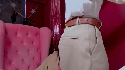 Luke online show from 12/22/25, 10:56