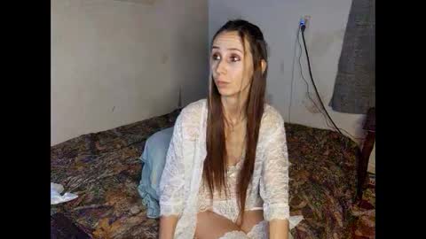 Snapshot of lukeandali23 chatting on 02/12/25, 12:48 Lukeandali420 online show from 02/12/25, 12:48