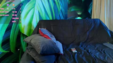 Snapshot of lukecrews chatting on 09/27/25, 07:08 Luke Crews online show from 09/27/25, 07:08