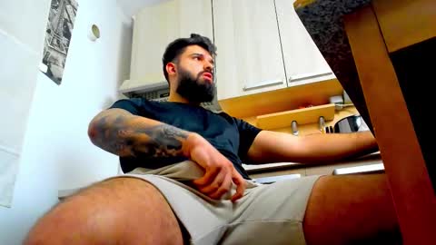 Snapshot of lukedenver chatting on 02/07/26, 02:10 Luke online show from 02/07/26, 02:10