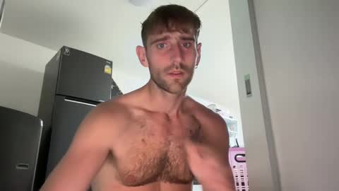 Snapshot of lukegunn22 chatting on 01/09/25, 10:52 MR. Luke Gunn online show from 01/09/25, 10:52