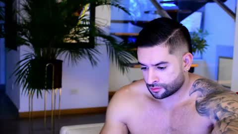 Snapshot of lukhass chatting on 07/22/26, 11:18 Lukhas f4f online show from 07/22/26, 11:18