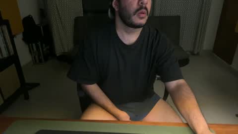 Snapshot of lukko33 chatting on 02/08/25, 03:30 lukko33 online show from 02/08/25, 03:30