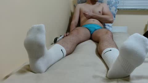 Luke online show from 10/19/25, 05:46