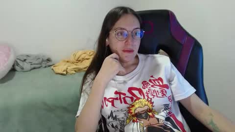 Snapshot of lula_05 chatting on 12/09/24, 05:07 Vicky online show from 12/09/24, 05:07