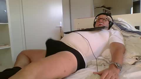 Snapshot of luley58 chatting on 12/26/24, 09:01 luley58 online show from 12/26/24, 09:01