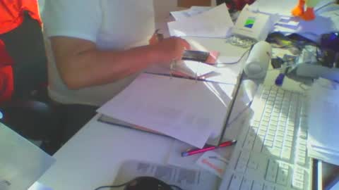 Snapshot of luley58 chatting on 03/10/25, 06:49 luley58 online show from 03/10/25, 06:49