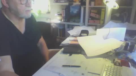 luley58 online show from 04/21/26, 06:52