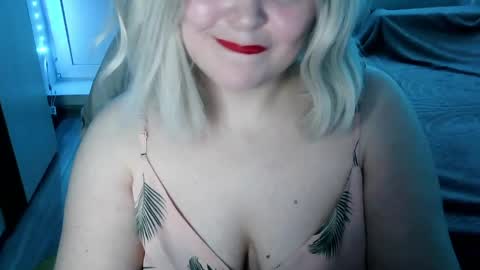 lulovia online show from 03/28/26, 10:09