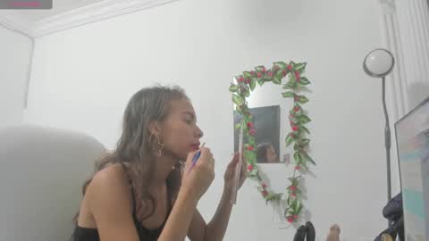 Lulu online show from 01/14/25, 07:53