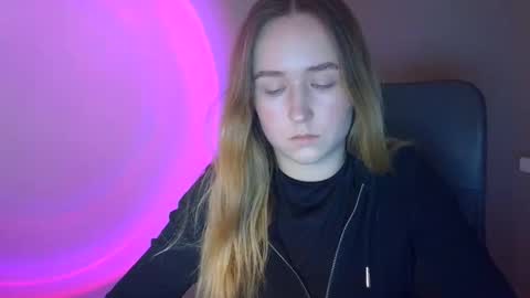 Lulu Baby18 online show from 01/06/26, 07:50