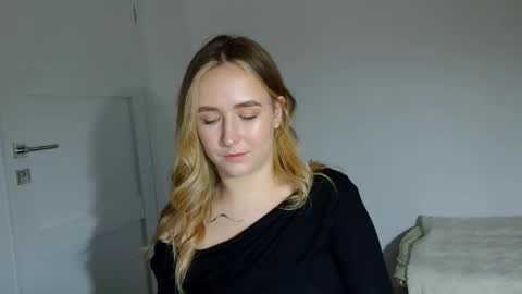 Lulu Baby18 online show from 03/08/26, 10:13