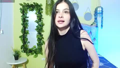 Snapshot of lulu_cm chatting on 10/02/25, 05:36 lulu_cm online show from 10/02/25, 05:36