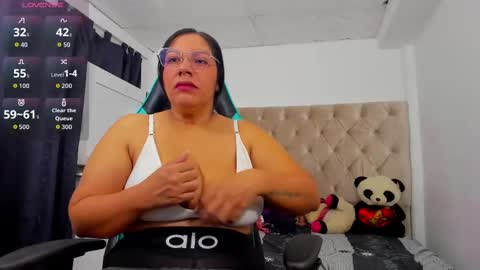 Snapshot of lulu_f1 chatting on 09/28/25, 02:00 ferrer online show from 09/28/25, 02:00