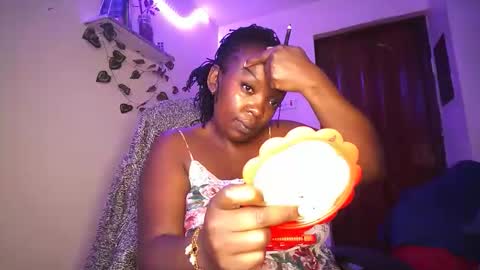 Snapshot of lulu_sparks1 chatting on 09/21/25, 04:03 lulu_sparks1 online show from 09/21/25, 04:03