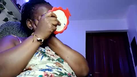 Snapshot of lulu_sparks1 chatting on 11/04/25, 07:40 lulu_sparks1 online show from 11/04/25, 07:40