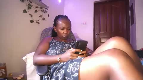 Snapshot of lulu_sparks1 chatting on 12/03/25, 10:13 lulu_sparks1 online show from 12/03/25, 10:13