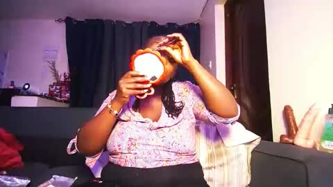 lulu_sparks1 online show from 02/06/26, 06:07