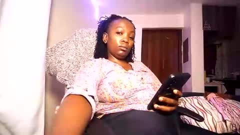 Snapshot of lulu_sparks1 chatting on 06/08/26, 05:19 lulu_sparks1 online show from 06/08/26, 05:19
