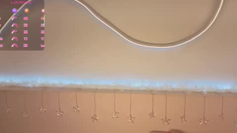 lulu_wonder online show from 12/14/25, 02:44