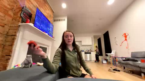 lulubaby03 online show from 10/26/25, 12:16