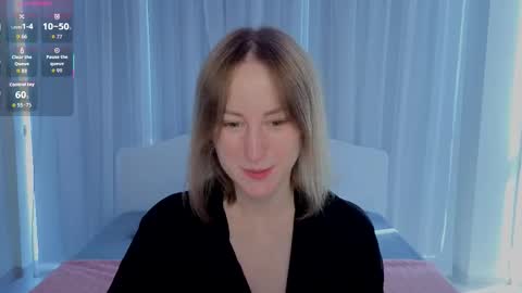 Lily online show from 09/15/25, 09:31