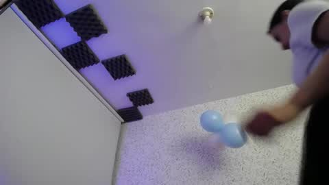 Luly online show from 10/11/25, 04:12