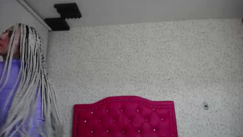 Luly online show from 12/16/25, 04:17